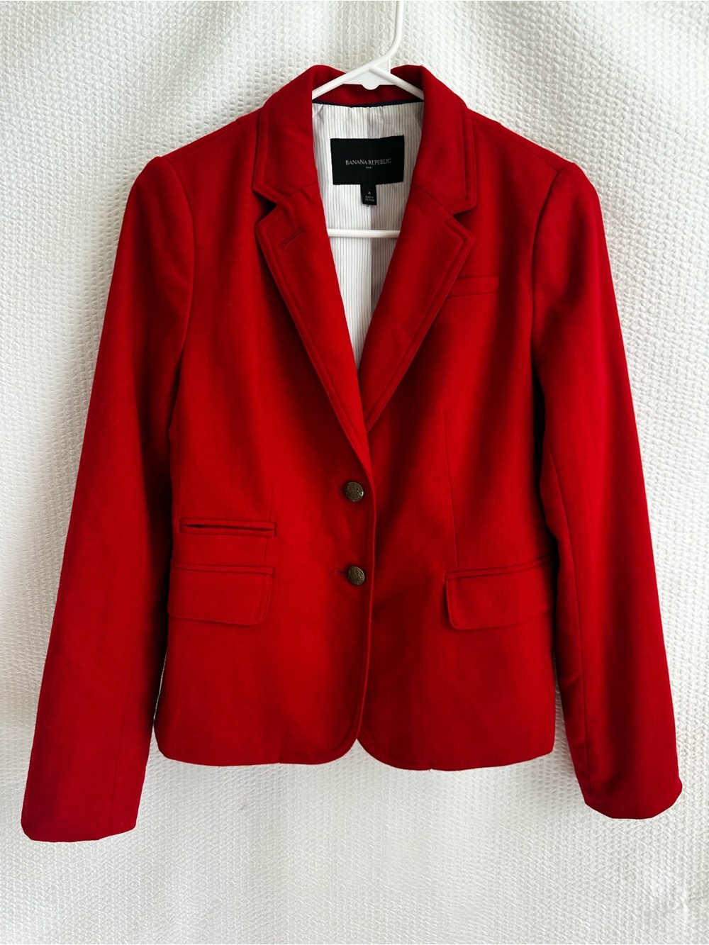 BANANA REPUBLIC Red Wool Blend Blazer Size 4 Gold Crest Buttons Lined Jacket